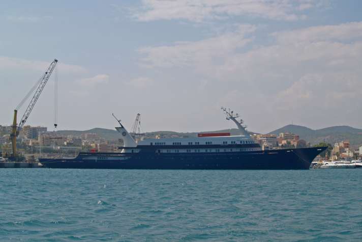 Navtilvs, Ex-Issham Al Baher