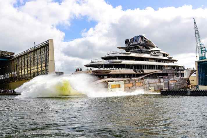 Big Splash: Lürssen ließ Projekt „Jag“ per Helgen zu Wasser. | r.