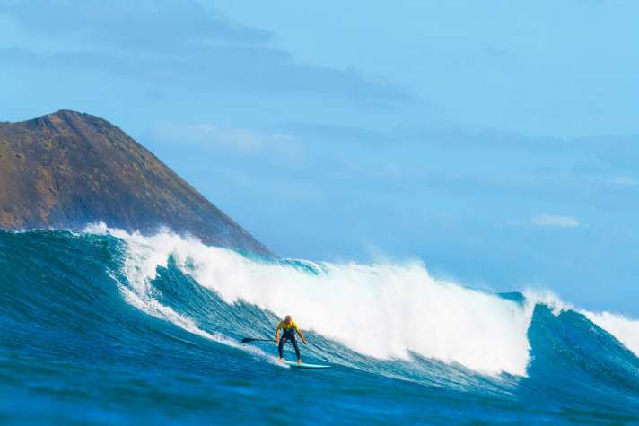 Jürgen Hönscheid wählt für ­seinen Home-Break am Rocky Point ­kleine Board-Shapes mit dünnen Rails.