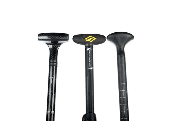 Grip size: We categorised the grips according to subjective impressions - from paddlers with size seven gloves to testers with goalie paws - from size S to L.
