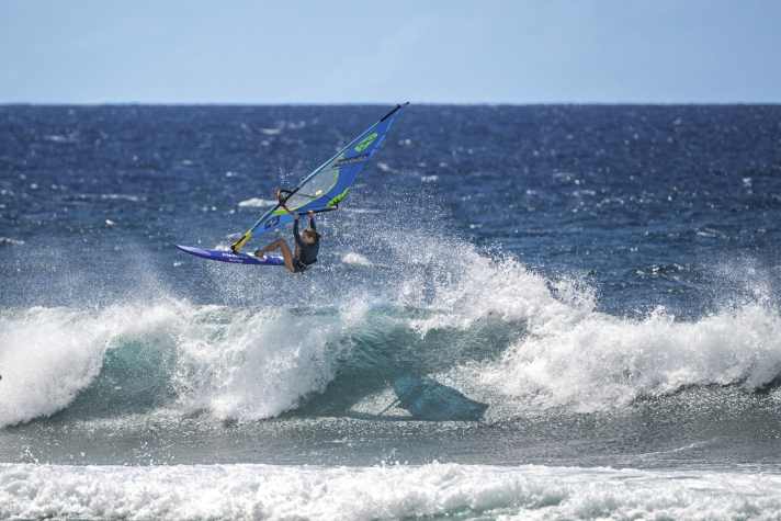 In Hookipa on Maui, there are women who don't normally appear on the PWA Tour but can beat everyone at their home spot - Sarah is one of them.