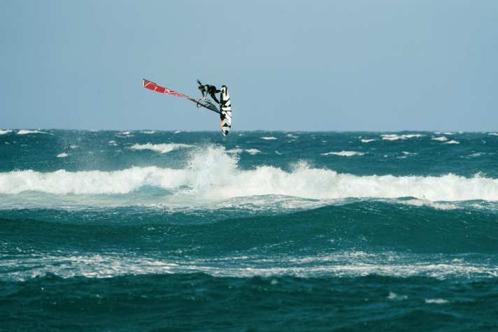 Schräg auflandiger Wind und eine große Auswahl an Sprungrampen in Encuentro.