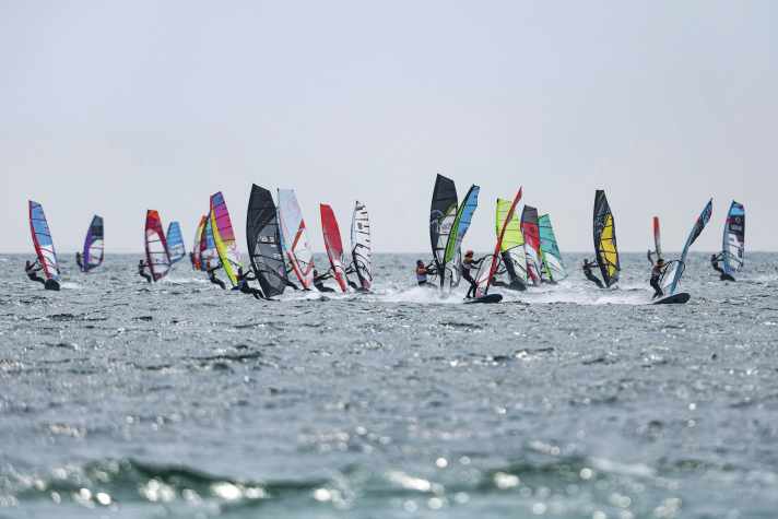 surf/100133119_792cc94604bbaf59fb303ca67f49485d
