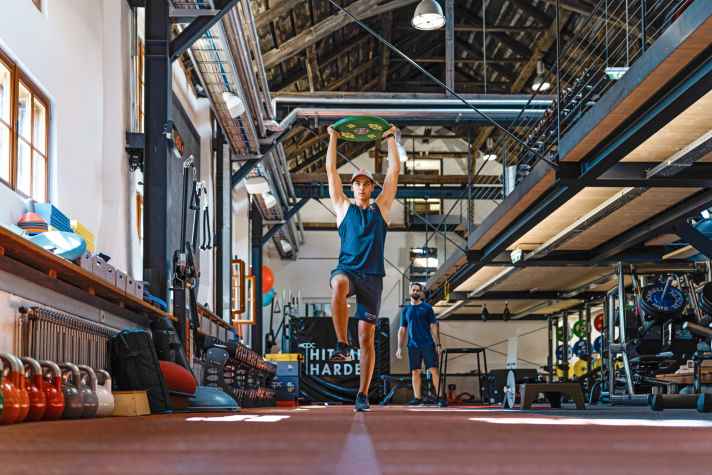 Indoor training strengthens the body for a comeback with a wow effect.