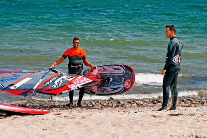 I had actually thought about a slalom board, but the test showed me that this would have been a bad buy."  Guest tester Enno Eyb