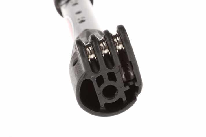 Extension for pin mast feet