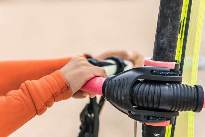Dünne Komponenten: Masten und Gabeln für Kinder sind auf die kleineren Hände abgestimmt – sie haben dünnere Durchmesser und sind dadurch besonders leicht