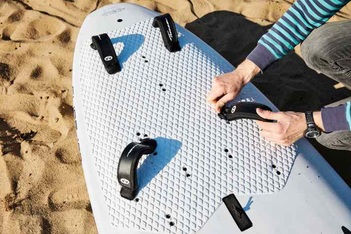 Das Thommen Glide 165 bietet ein großes Deckpad und weit innen montierbare Schlaufen