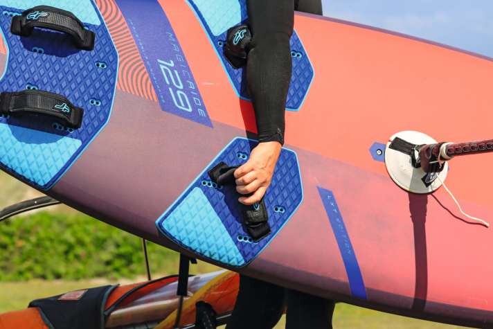 To avoid losing the extension and mast base, mount them directly in the mast track. You can usually simply clamp narrow boards under the arm.