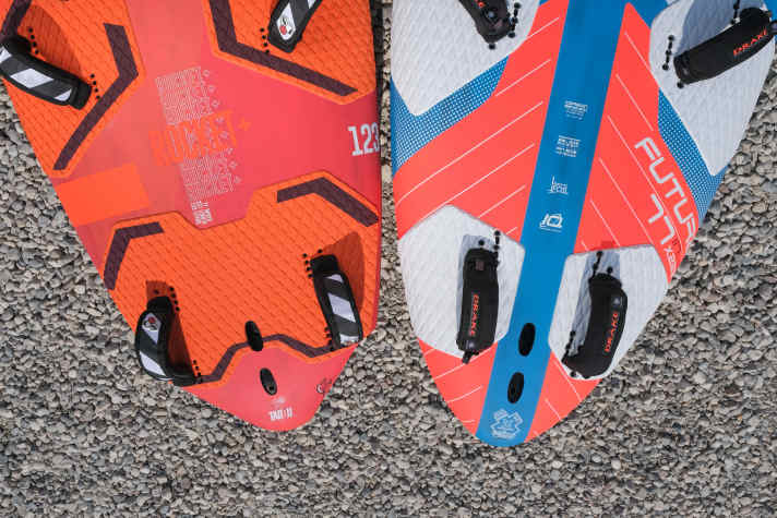 From the 2022 freerace test: While Tabou (left) puts volume in capital letters on the board (123 litres), Starboard focuses on width (77 centimetres).