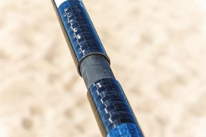 Two-part mast