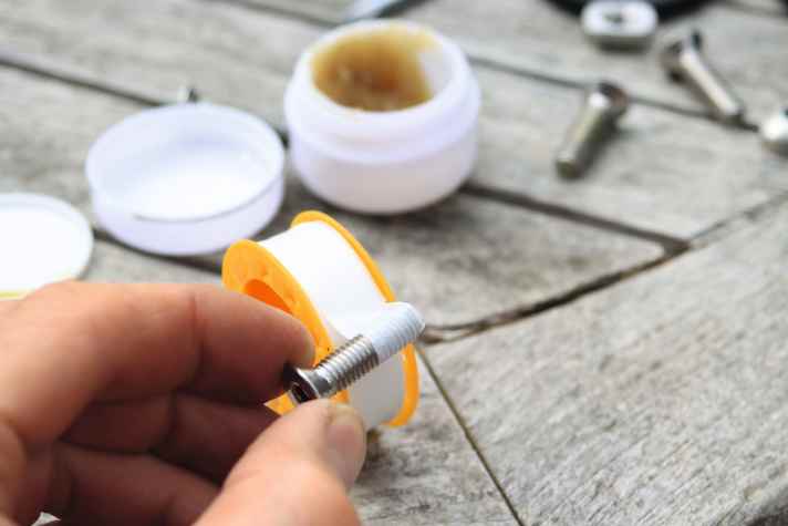 Mit den richtigen Utensilien verhinderst du bei deinem Foil Kontaktkorrosion