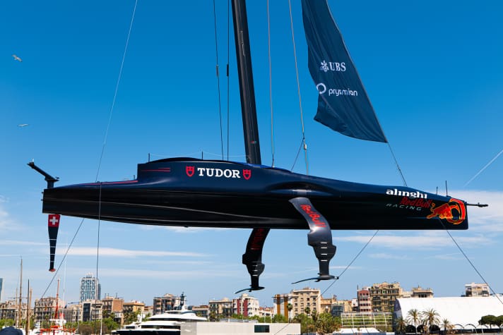 Bien visible : les pods d'équipage coupés de l'AC75 suisse