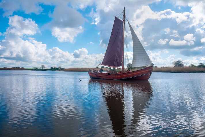 yacht/100047150_7143ede5f62e9f94b1c91c44329289fd