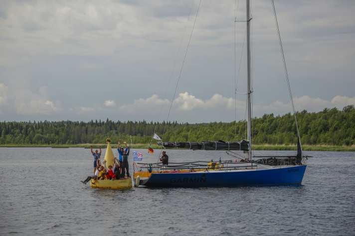 Nichts für Zartbesaitete: Der Racer “Wet One” heißt, wie er segelt: nass