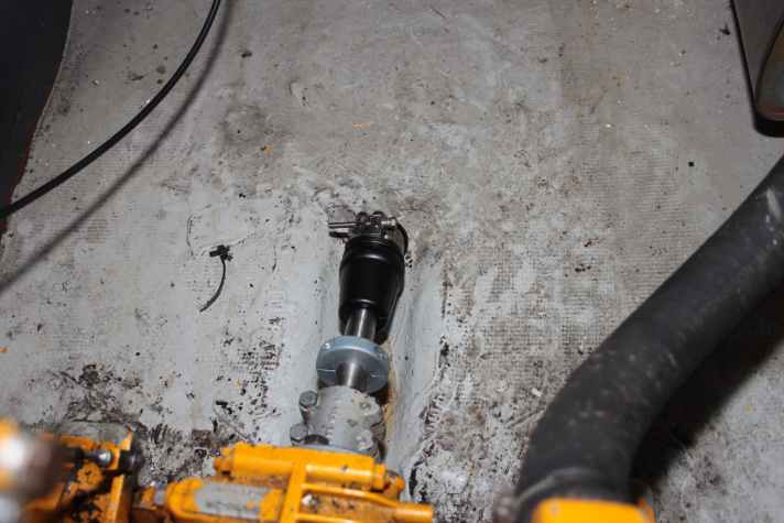 Check the shaft seal