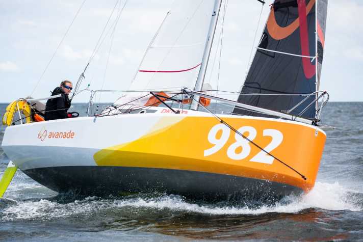   Lina Rixgens auf ihrer Semi-Scow "Avanade"