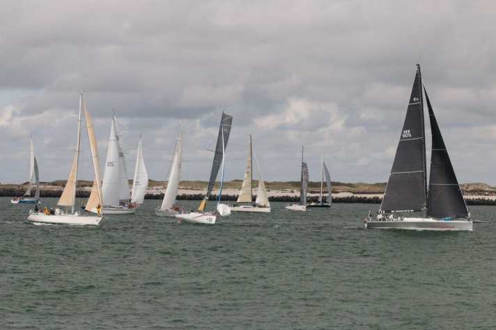   42 yacht hanno partecipato alla regata di lunga distanza