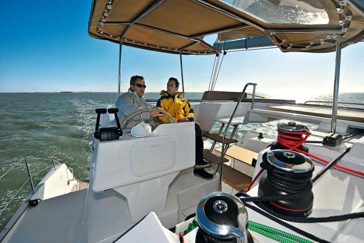   Hélia 44