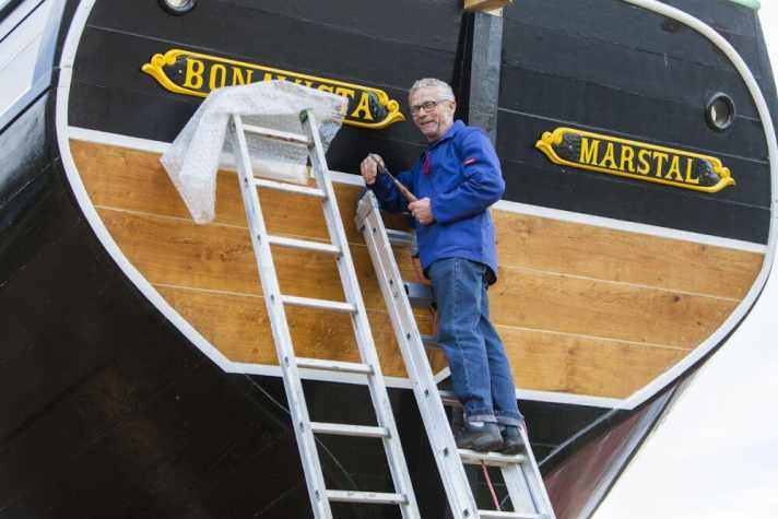   Bootsbauer Ebbe Andersen hat dem Schoner ein neues Leben eingehaucht | Foto:
