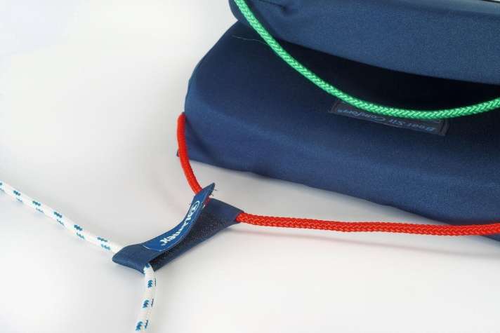   Securing: The Plastimo Boat Sit Comfort is supplied with a practical Velcro fastener so that it does not need to be tied on