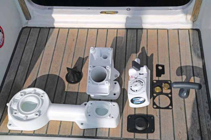 Spare parts for conventional yacht toilets are available in every marina, and installation and removal is simple