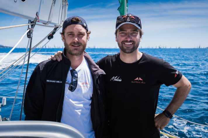   Die einzigen Segler an Bord: Co-Skipper Pierre Casiraghi und Boris Herrmann
