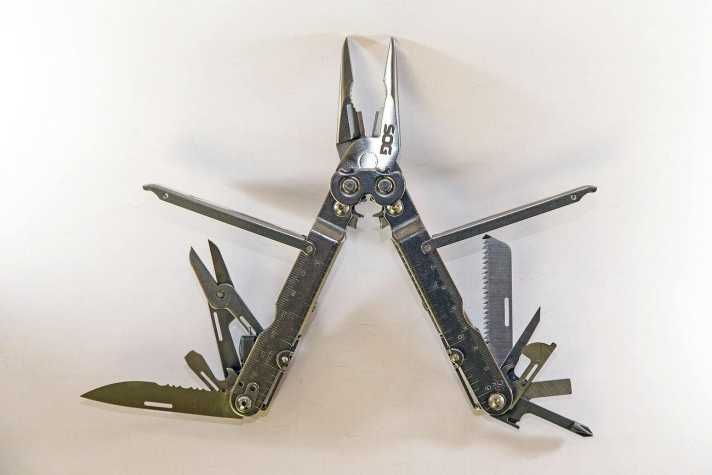 Das SOG Powerlock  z.B. <a href="https://amzn.to/48TZRoL" target="_blank" rel="noopener noreferrer nofollow">hier erhältlich</a>*