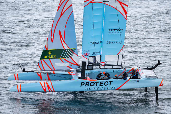 Here, the Duchess of Cambridge steers the British F50 catamaran in the friendly Commonwealth duel against New Zealand