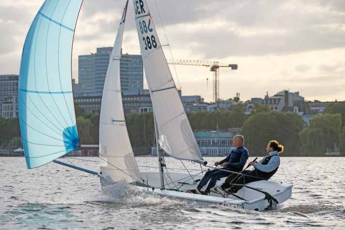 Segelspaß in kleinem Format: die Melges 15