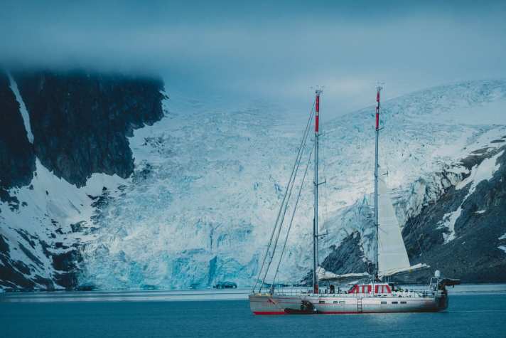 Die „Vinson of Antarctica“ im Eis
