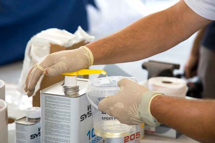  Les pompes de dosage permettent de respecter facilement le rapport de mélange