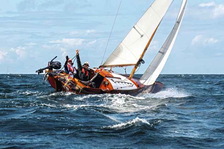 So macht Segeln Spaß: die Crew der „Martha“ vor der Küste bei Trelleborg