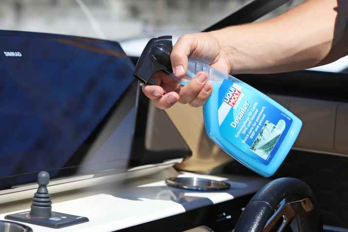 The detailer should be usable for all areas of the boat