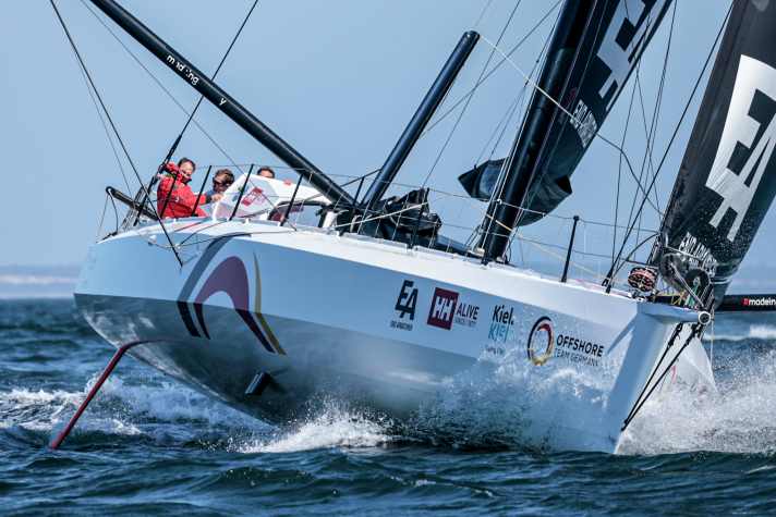 Das ehemalige Offshore Team Germany, das mit Robert Stanjek, Benjamin Dutreux, Phillip Kasüske und der britischen Weltumseglerin Annie Lush The Ocean Race Europe gewonnen hatte, hat sich im Mai dieses Jahres mit dem Team des Franzosen Dutreux zum Guyot Environnement – Team Europe zusammengeschlossen.