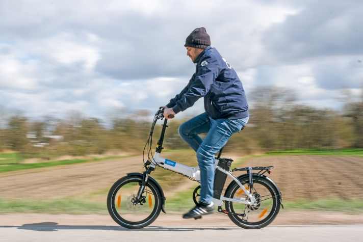 Das Modell NCM London lässt sich wie ein großes Rad fahren