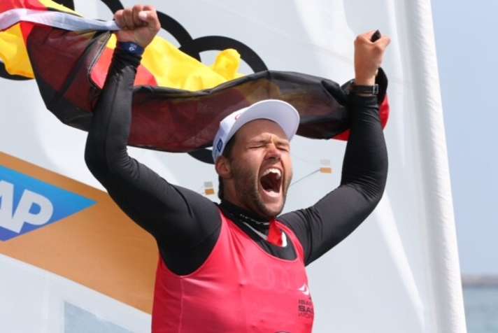   Riuscirà a fare il tifo in questo modo anche alle Olimpiadi?