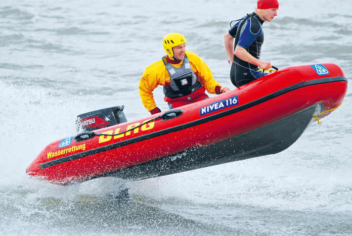 Rettungsschlauchboot der DLRG | RG