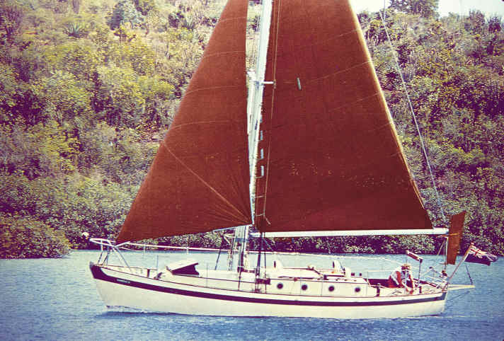 希少　Around the World in Wanderer III WANDERER III | WoodenBoat