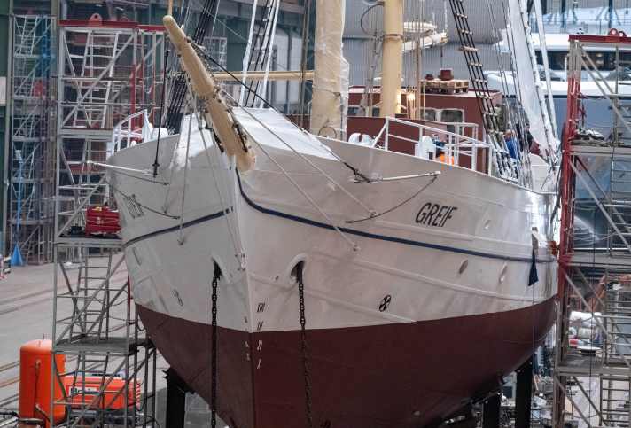 yacht/558314813_ed04faf0dd082b213ebf1d900b2bfbb4