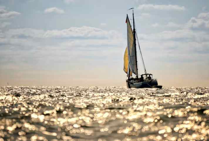 yacht/foto-2024-perry-wunderlich-rugen_c33a41673166045ff997f1e680dc0173