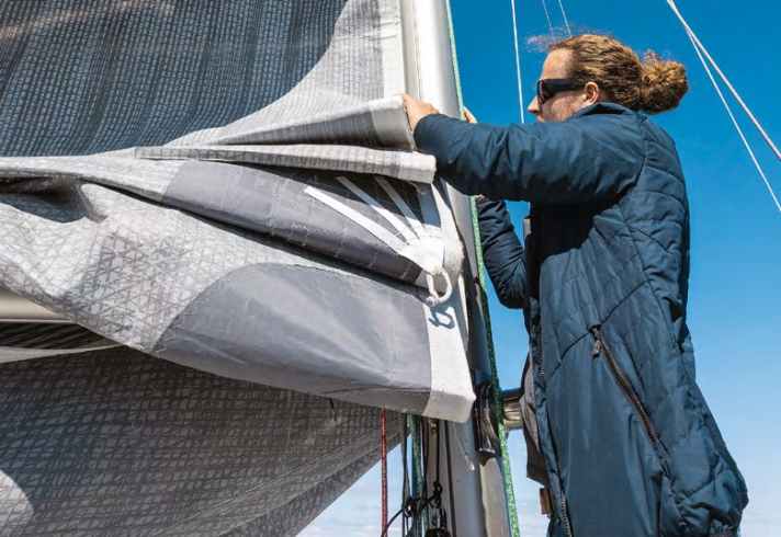 Mainsail manoeuvres: Top 4 bonus tips