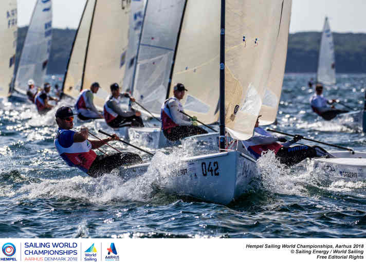   Phillip Kasüske from the Seglerhaus am Wannsee club is doing well in the Finn fleet