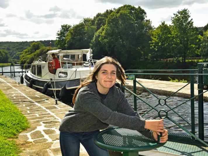 Lock keeper on the Blavet is a student job