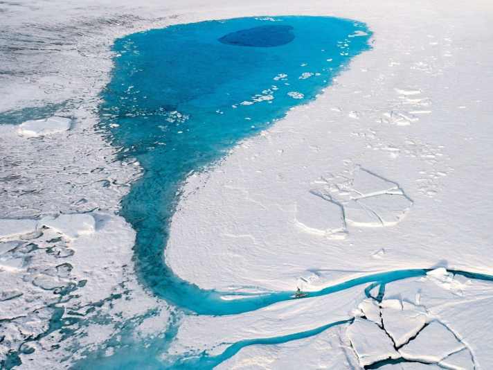 The lake is only fed by a small trickle of water that makes its way from the shore through the depths of the water to find an outlet.