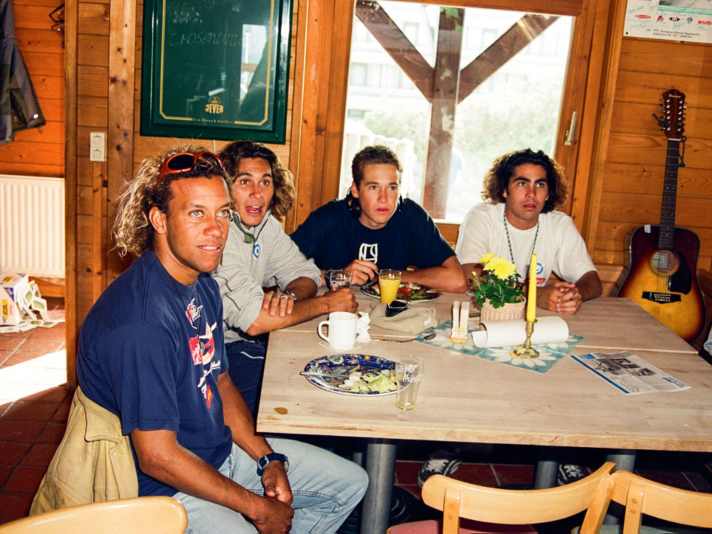 n Sylt in Han's hut together with Brian Talma, Levi Siver and brother Jason: Josh was always in the thick of things.
