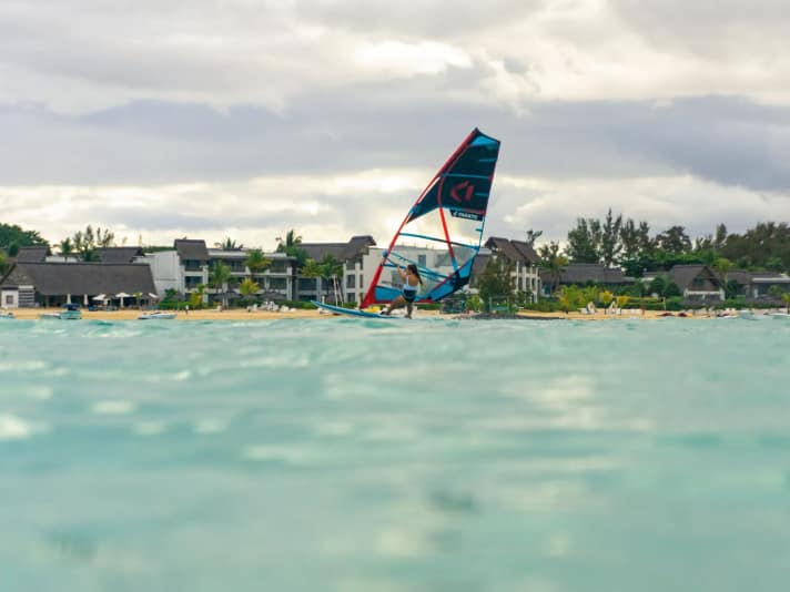 Am Pointe d'Esny fühlen sich Freerider und auch Aufsteiger sehr wohl – das gilt gleichermaßen für Kitesurfer.