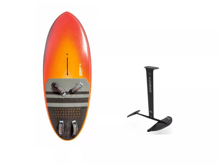 Pure freestyle foil boards are available with volumes between 90 and 115 litres. They are well under two metres long, but offer enough tail width to gain control over the foil (left). Foils for manoeuvres and jumps have a smaller span and a comparatively short fuselage (right).