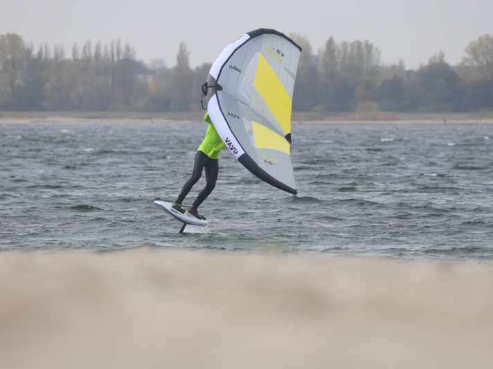 Der Aura 4 steht wie aus einem Guss