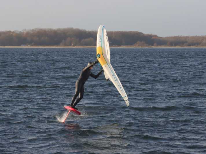 Beim Einleiten des Foil-360 bleibt der Wing dichtgeholt